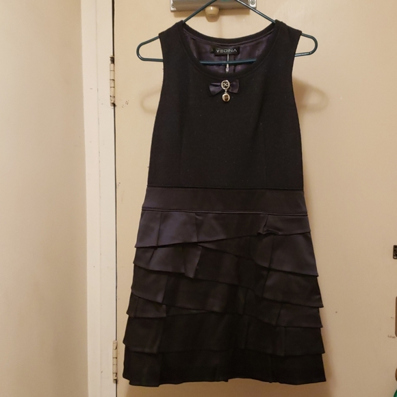 Little black dress - Picture 1 of 5